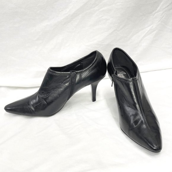 Apri Black Leather Spiked (3 1/2") Heel Booties-Vintage Size 10 - Picture 1 of 7